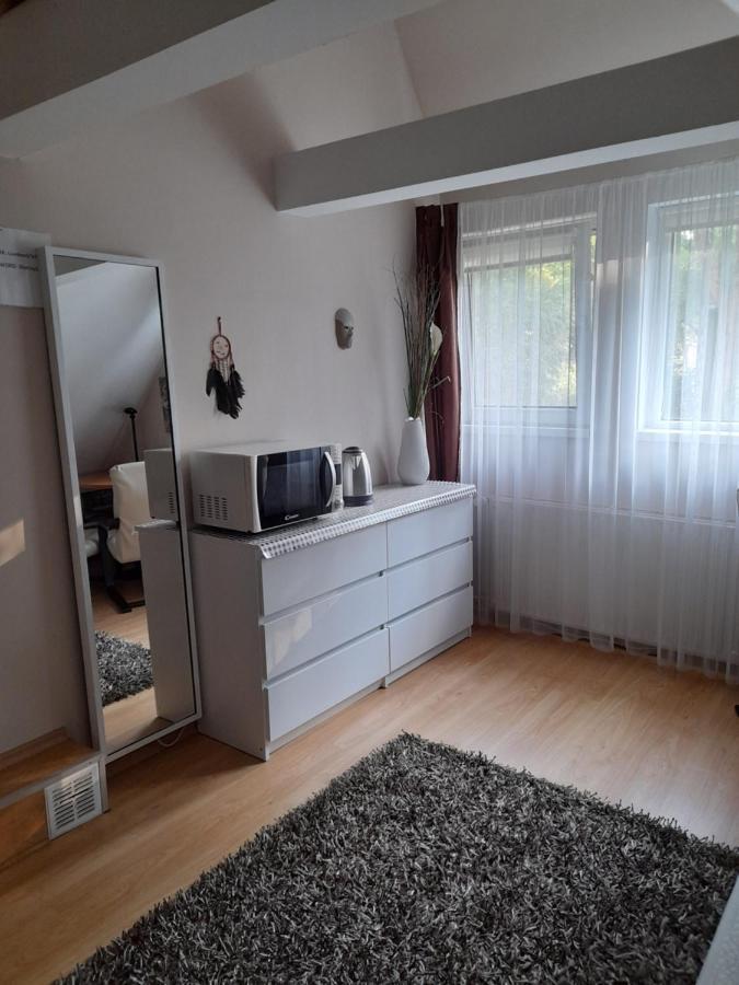 Pokoje Przy Parku Oliwskim Apartment กดัญสก์ ภายนอก รูปภาพ